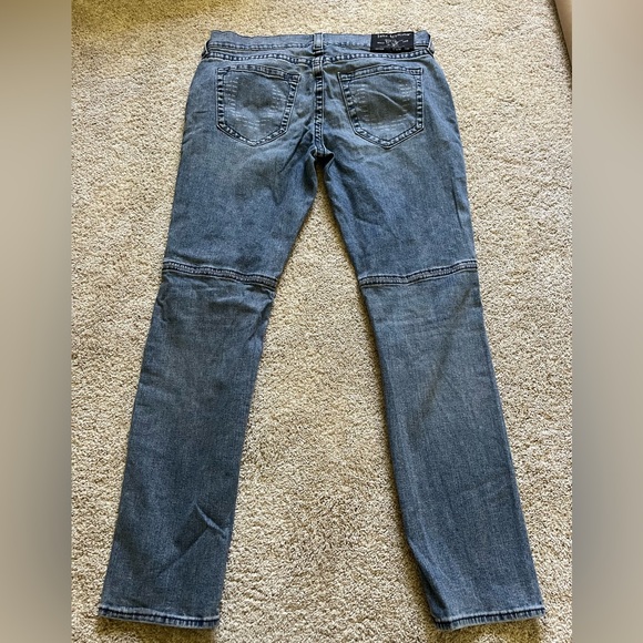 True Religion Men’s Rocco Moto Relaxed Skinny Jeans Denim Size 36 Medium Wash - Picture 10 of 11